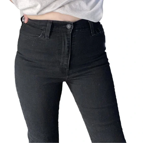 Levi’s Black Flare Jeans Women’s - Picture 5 of 14